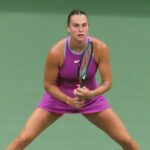 Aryna Sabalenka w pozycji gotowej do returnu
