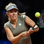 Magdalena Fręch składa się do backhandu