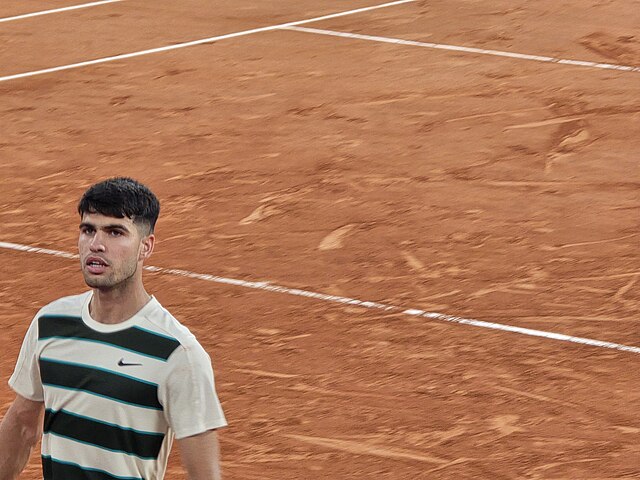 Carlos Alcaraz po kreczu Sinnera wygrywa turniej w Cincinnati