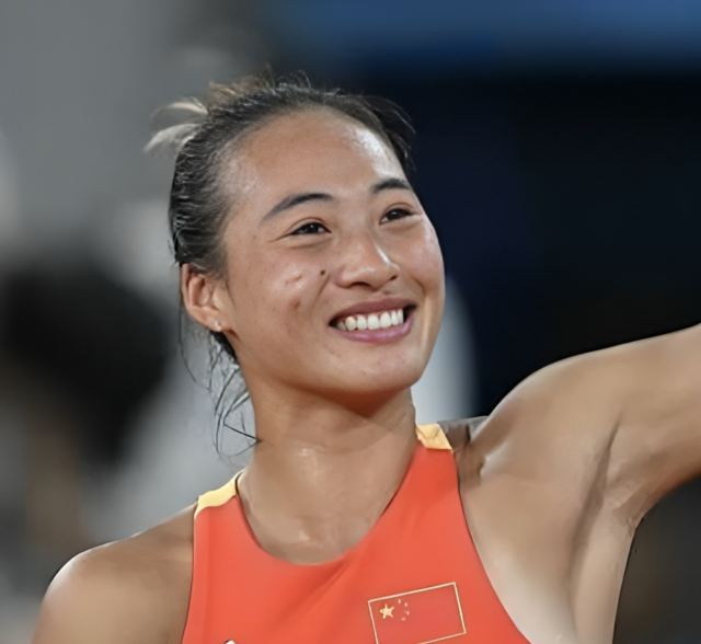 Qinwen Zheng wraca po kontuzji. Jak sobie poradziła?