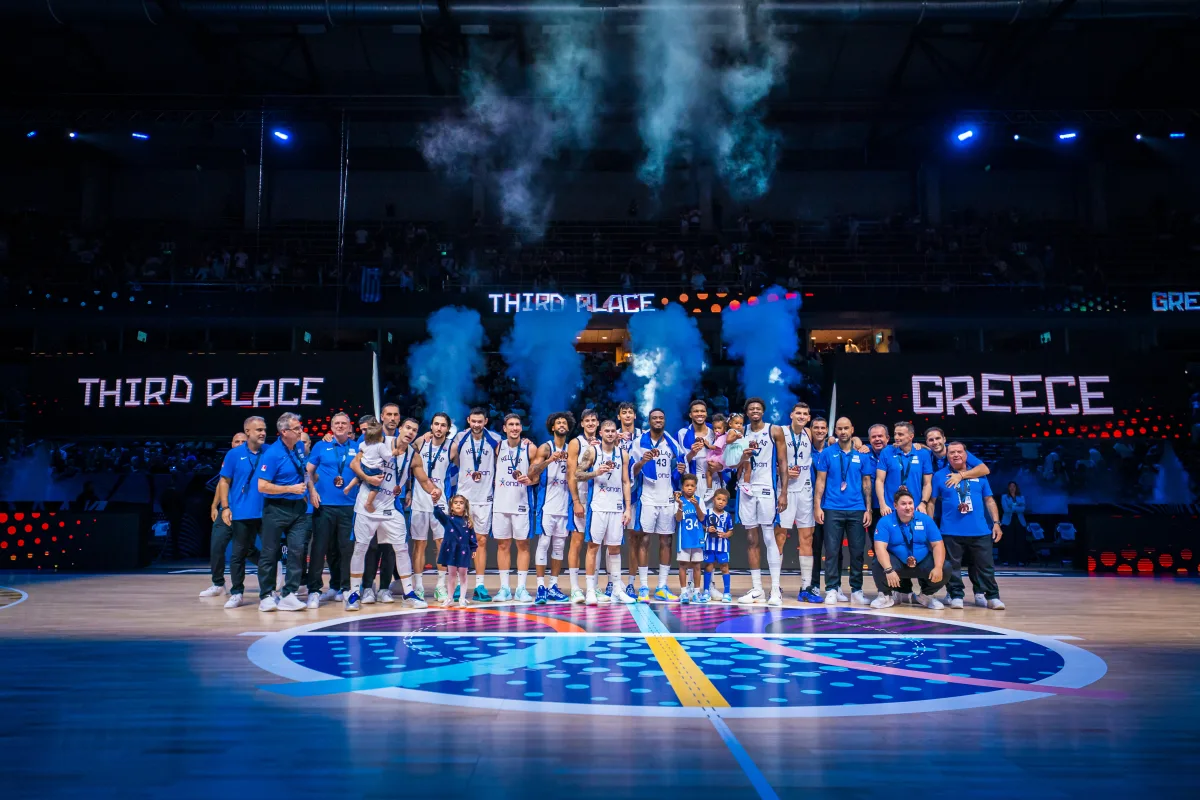 Reprezentacja Grecji z brązowymi medalami Eurobasketu