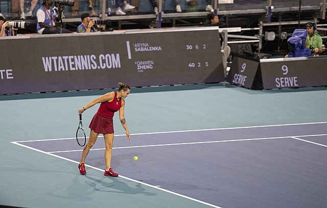 Nie było łatwo, ale Sabalenka utrzymała się w turnieju w Wuhan