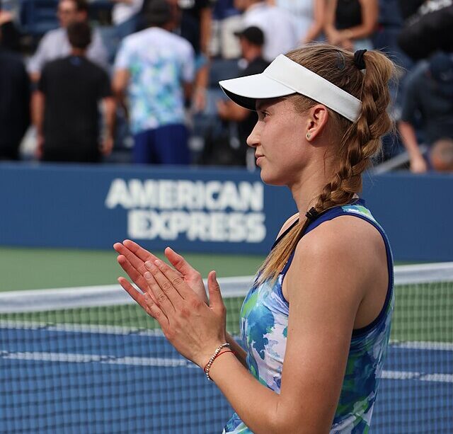 Elena Rybakina pokonuje Polkę w WTA Finals