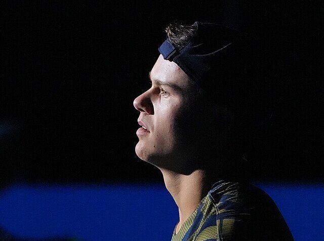 Boczny profil Holgera Rune