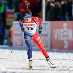 Lou Jeanmonnot odpycha się na kijkach