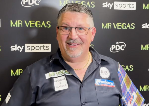 Gary Anderson na ściance z mediami