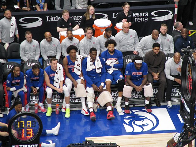 Ławka rezerwowych Detroit Pistons