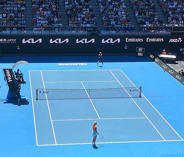 Victoria Mboko i Clara Tauson podczas meczu III rundy Australian Open