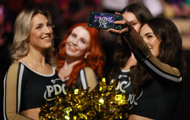 Gian van Veen wraca do gry. Dziś 8. tydzień Darts Premier League