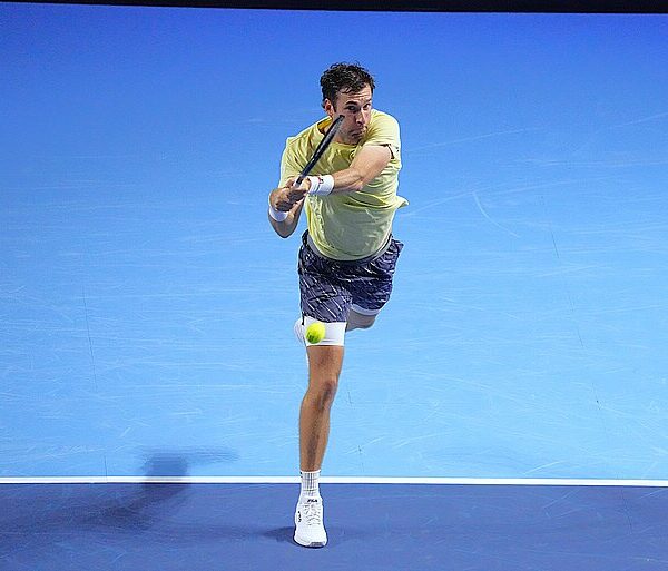 Quentin Halys po zagraniu backhandu