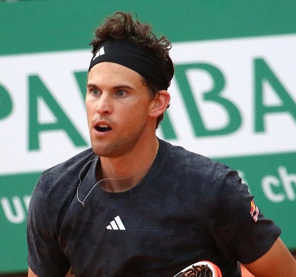 Dominic Thiem ze zdziwioną twarzą