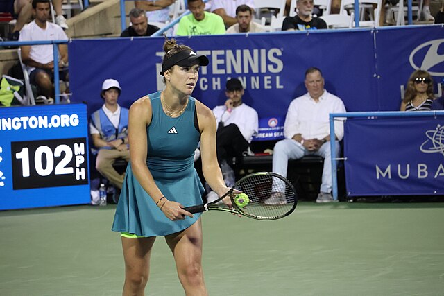 Elina Svitolina przygotowana do oddania serwisu