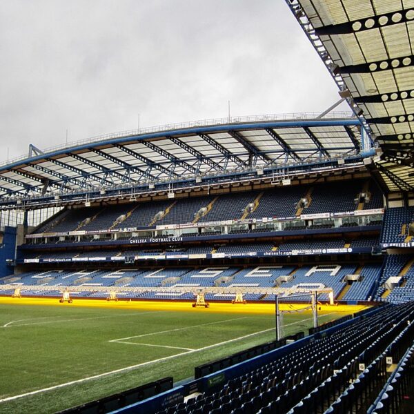 Puste Stamford Bridge