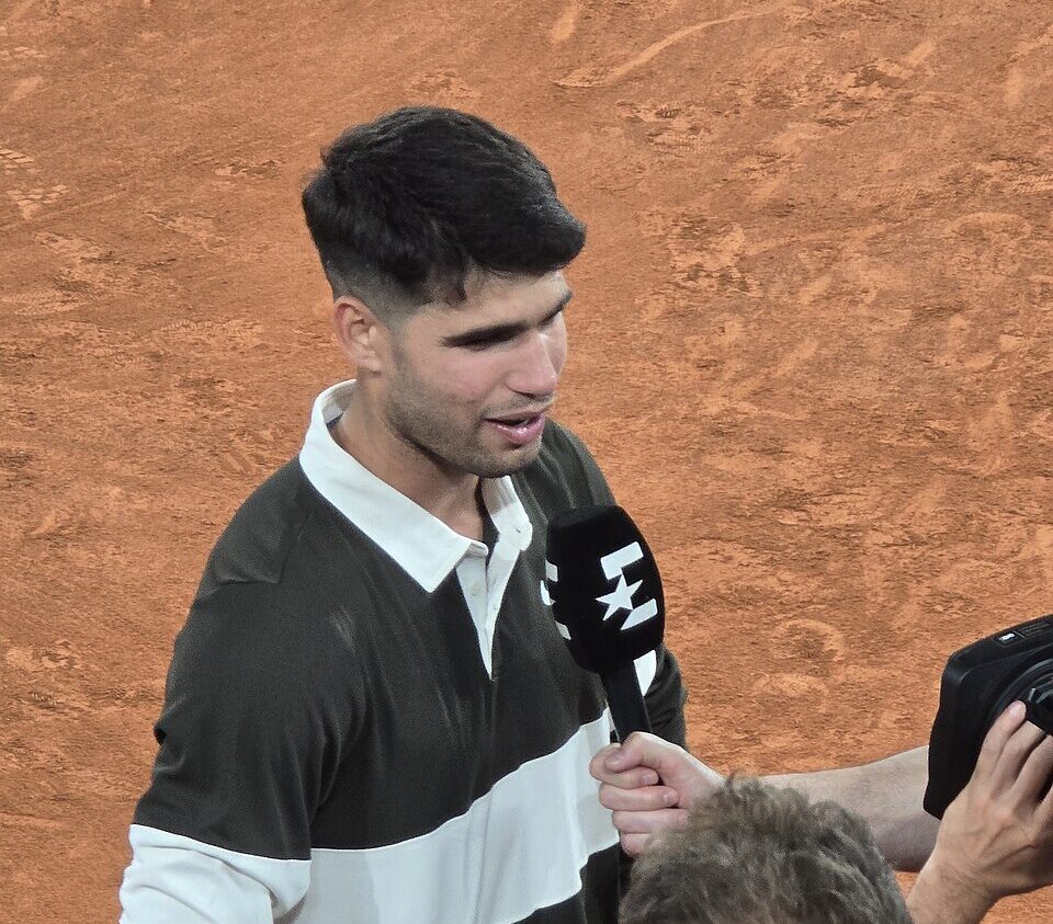Carlos Alcaraz udziela wywiadu stacji Eurosport