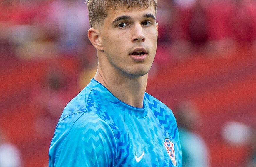 Luka Vuskovic w koszulce reprezentacji Chorwacji
