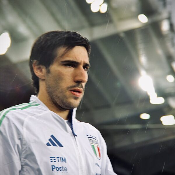 Sandro Tonali w koszulce reprezentacji Włoch