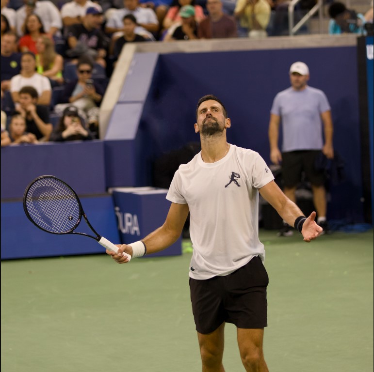 Krecz zadecydował. Novak Djoković pozostaje niepokonany